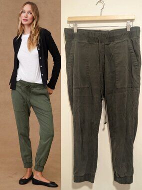 Bella Dahl | Pocket Jogger In Dark Moss